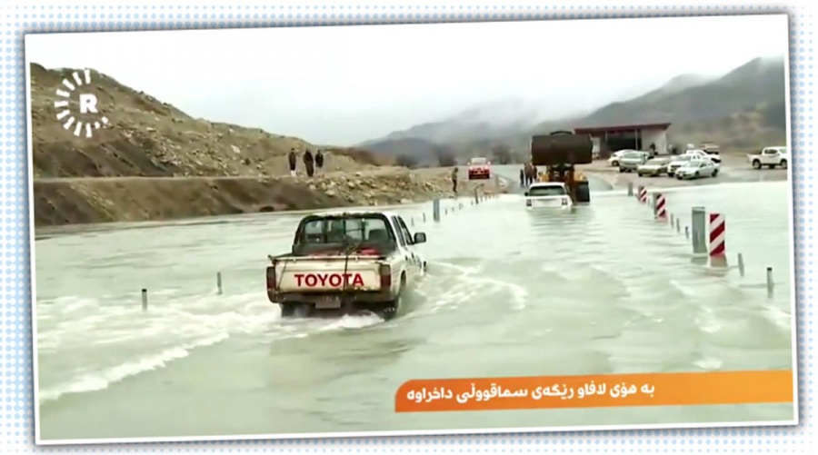 Δείτε ένα παλιό Toyota Hilux να ξεφτιλίζει ένα Range Rover