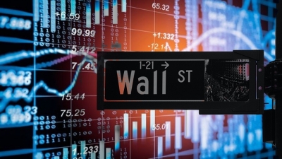 Νευρικότητα στη Wall Street μετά τον χειρότερο σε απόδοση μήνα από το ξέσπασμα της Covid - Στο +0,1% ο S&P 500