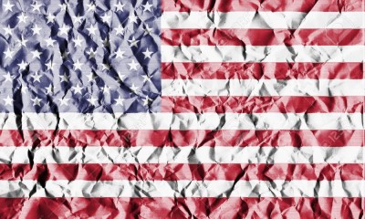 FT: Η αμερικανική δημοκρατία «αιμορραγεί» - Σε παρακμή οι ΗΠΑ, κερδισμένη η Κίνα