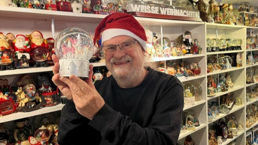 Ρεκόρ Guiness με… χιόνι - Γερμανός συλλέκτης έφτασε τις 11.000 χιονόμπαλες και έσπασε ξανά το ίδιο του το ρεκόρ (vid)