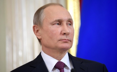 Εξαντλητικό διάλογο με τις ΗΠΑ για τα πυρηνικά όπλα ζήτησε ο Putin