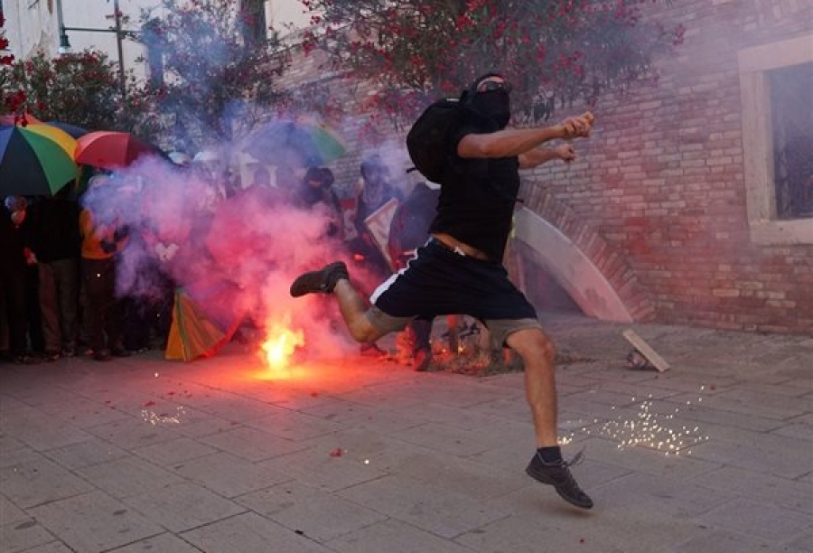 Ένταση και επεισόδια στη Βενετία κατά τη σύνοδο των υπουργών Οικονομικών των G20