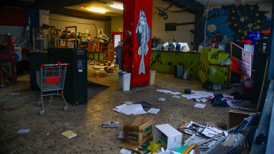 Νέα κατάληψη στο ΑΠΘ: «Καμία καταστολή δεν μπορεί να μας σταματήσει από το να τρυπώνουμε παντού»