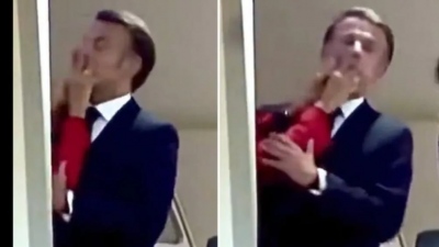 Άλλο ένα χαστούκι στον Macron... αυτή τη φορά από Αφρικανούς - Γυρίζουν βίντεο και γιορτάζουν για τη Ρωσία