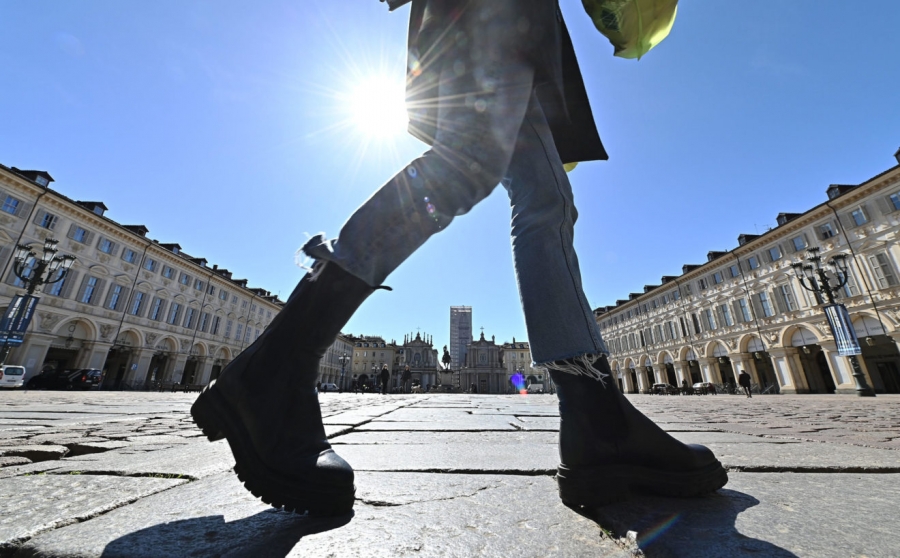 Η Ιταλία «καλωσορίζει τους τουρίστες» από τις 15 Μαΐου 2021 με κάρτα-Covid