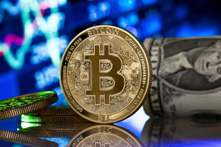 Γιατί το Bitcoin έχασε το 50% της αξίας του από τα υψηλά του Νοεμβρίου - Απώλεια άνω του 1 τρισ. για τα κρυπτονομίσματα