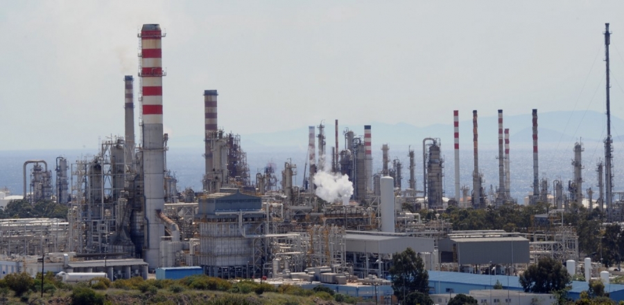 Motor Oil: Φωτιά στις εγκαταστάσεις και σε μονάδα υπό κατασκευή