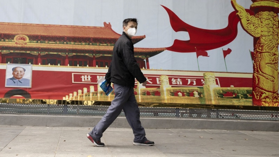 Κορωνοϊός: Ένας χρόνος από την ημέρα που άλλαξε τον κόσμο - Ποιοί σβήνουν τα ίχνη του