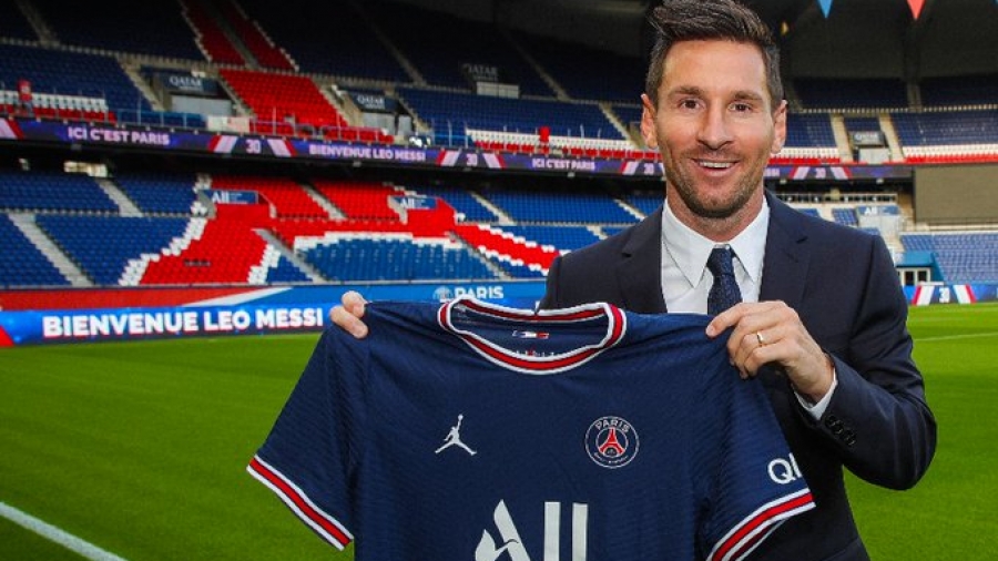 Επίσημο: Υπέγραψε ο Μέσι στην Παρί! (video)