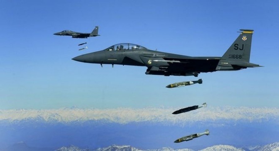 Ρωσικά αεροσκάφη σφυροκόπησαν θέσεις ανταρτών στη βορειοδυτική Συρία