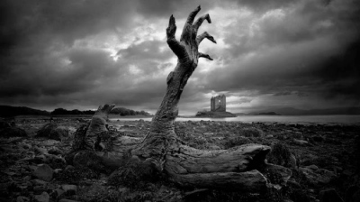 Ακραία δυστοπία στην Ελλάδα – Κυβέρνηση, αντιπολίτευση και Δικαιοσύνη σε πλήρη διάλυση, διεφθαρμένο το προσωπικό