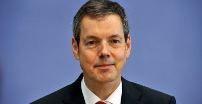 Bofinger: O μεγάλος κυβερνητικός συνασπισμός στη Γερμανία είναι προς το συμφέρον της Ευρώπης