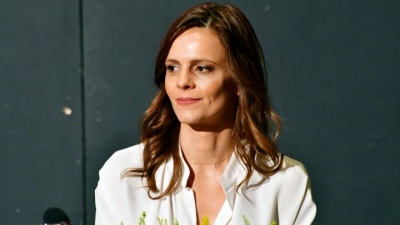 Αχτσιόγλου: Διαλύουν τα ωράρια, χαρίζουν τα πρόστιμα, με νέες αποφάσεις του υπ. Εργασίας