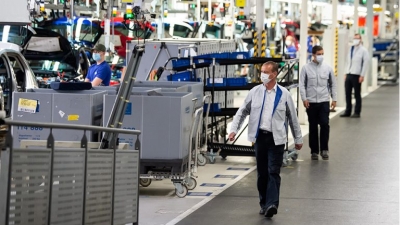 Νέα μείωση της μεταποίησης στην ευρωζώνη - Στο 47,3 τον Μάρτιο του 2023, λόγω πληθωρισμού