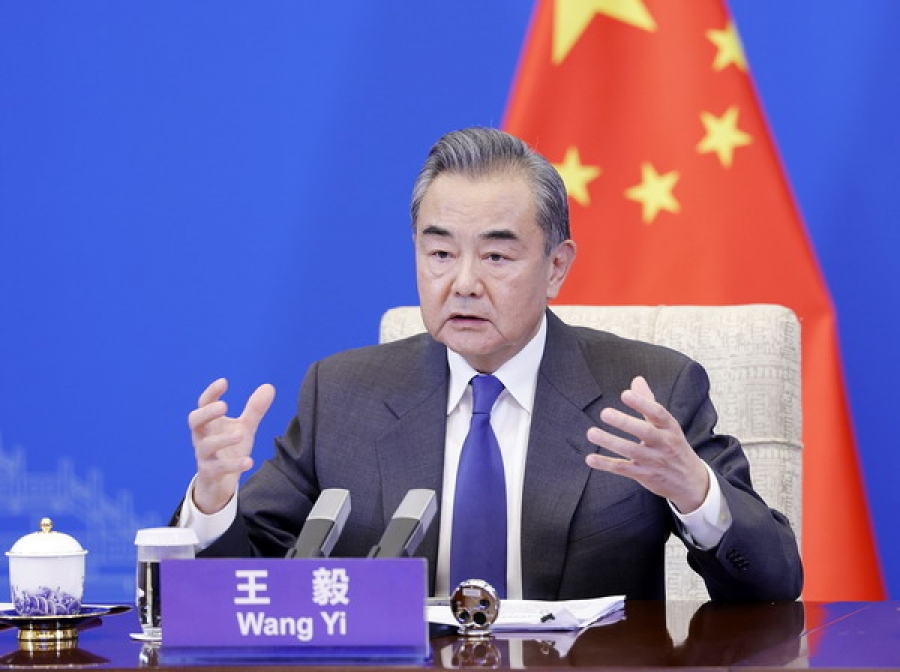 Πυρά Wang Yi (ΥΠΕΞ Κίνας) κατά ΗΠΑ: Μανιακές και παράλογες οι κινήσεις τους