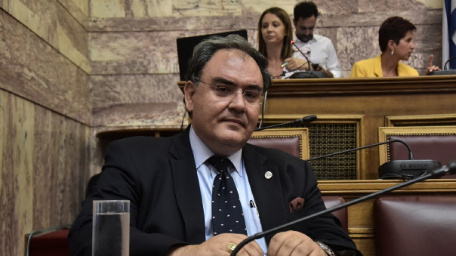 Σαρηγιάννης: Στις 10-12 Αυγούστου η κορύφωση του νέου κύματος κορωνοϊού - Ανησυχία για τα νησιά