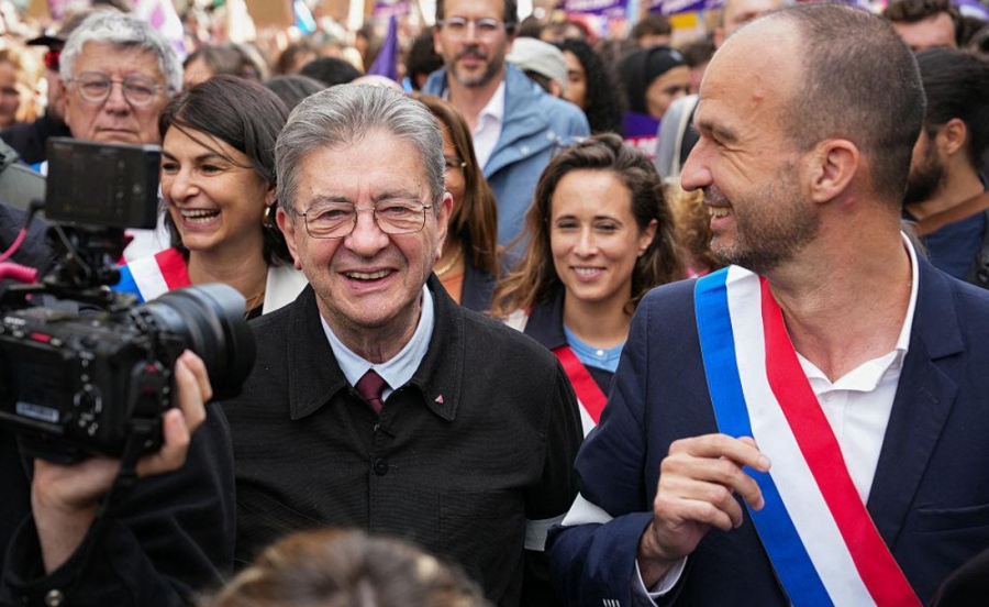 Γαλλία - Ο Mélenchon καλεί το Macron να δώσει απάντηση στη νεολαία, αλλιώς οι εξελίξεις θα είναι ανεξέλεγκτες