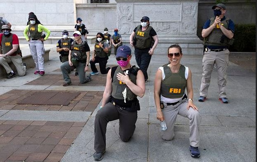 Ανηλεής πόλεμος στις ΗΠΑ - Απολύθηκαν 20 πράκτορες του FBI για woke προβοκάτσια