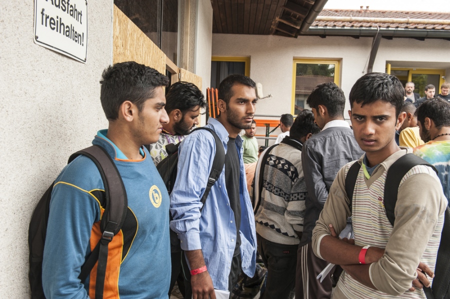 Γερμανία: 250.000 μετανάστες έχουν εγκλωβιστεί – Δεν απελαύνονται γιατί δεν έχουν έγγραφα ταυτοποίησης – Το 57% δεν έχει ταυτότητα