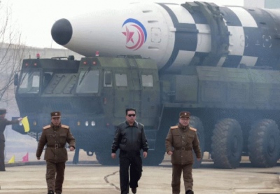 Προειδοποιεί η Νότια Κορέα - Ο Kim διαθέτει δύο τόνους ουρανίου ικανού να φτιάξει δεκάδες ατομικές βόμβες