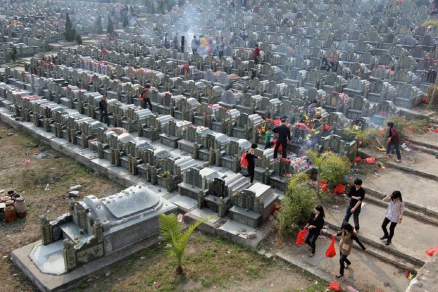 H Κίνα παραποιεί τα στοιχεία για τους νεκρούς, τα νεκροταφεία τους διαψεύδουν