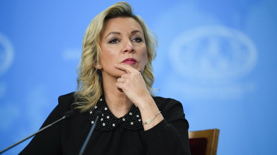 Ξεσκέπασμα από Zakharova: Η Δύση εφηύρε τον κίνδυνο εξ Ανατολάς για να αποδράσει από τις κρίσεις που τη μαστίζουν