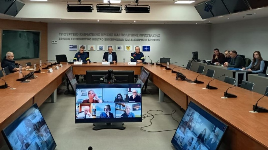 Κακοκαιρία: Συνεδρίασε η Επιτροπή Εκτίμησης Κινδύνου υπό τον Παπαευσταθίου