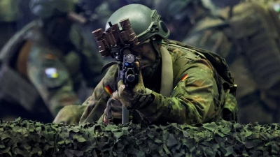 Σοκαριστική αποκάλυψη Γερμανού διοικητή - Ουκρανοί στρατιωτικοί εκπαιδεύουν το στρατό για πόλεμο με τη Ρωσία