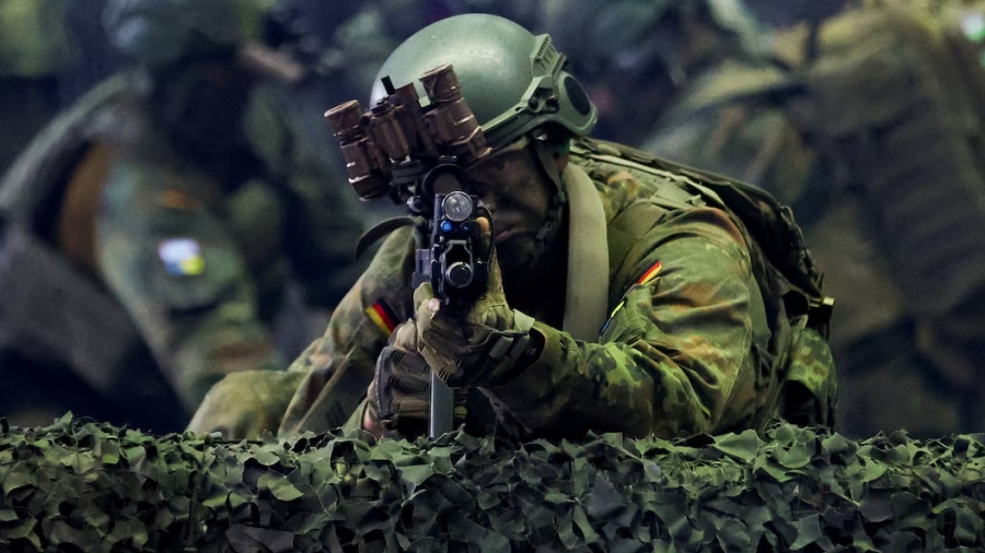 Σοκαριστική αποκάλυψη Γερμανού διοικητή - Ουκρανοί στρατιωτικοί εκπαιδεύουν το στρατό για πόλεμο με τη Ρωσία