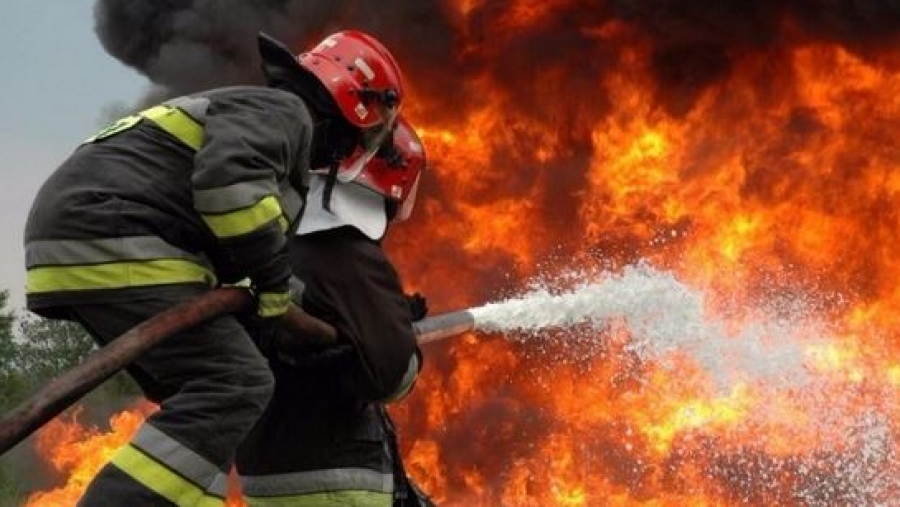 Ρέθυμνο: Ολονύχτια μάχη με τις φλόγες λόγω αναζωπυρώσεων - Παραμένουν ισχυρές πυροσβεστικές δυνάμεις