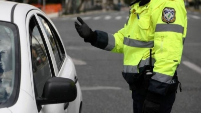 Τροχονομικοί έλεγχοι: Βεβαιώθηκαν 20.961 παραβάσεις μέχρι την παραμονή Χριστουγέννων – Πρωτιά Αττικής