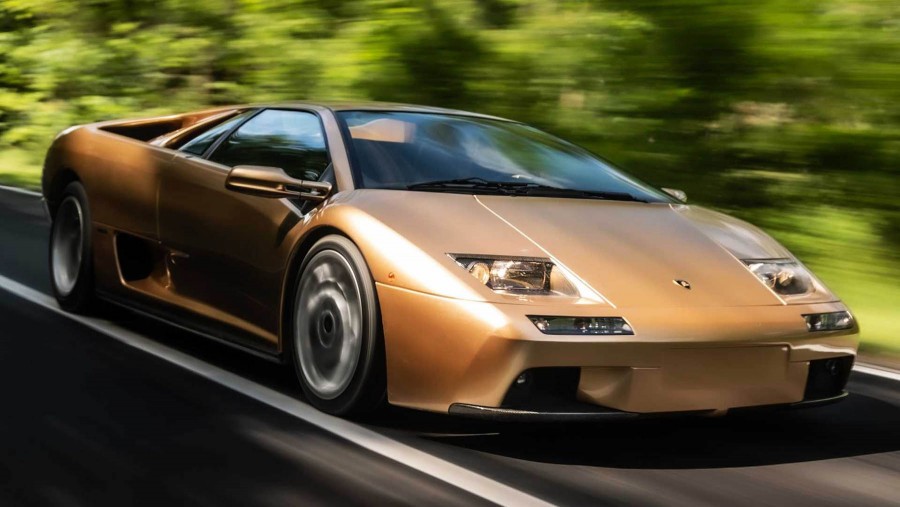 Τριαντάρισε η επική Lamborghini Diablo!