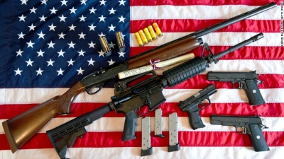 Η περίπλοκη σχέση των Αμερικανών με τα όπλα και πώς αποτυπώνεται δημογραφικά
