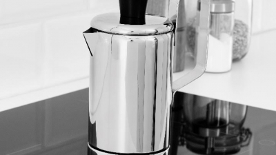 Η ΙΚΕΑ ανακαλεί προληπτικά την καφετιέρα εσπρέσο METALLISK 0,4 λίτρων