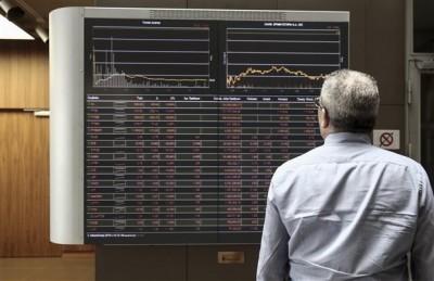 Λίγο μετά το κλείσιμο του ΧΑ – Λόγω τραπεζών δεν ακολούθησε τις αγορές του εξωτερικού
