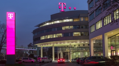 Deutsche Telekom: πούλησε την  T-Mobile Netherlands έναντι 5,1 δισ. ευρώ