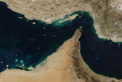 Σε απελπισία οι ΗΠΑ: Ασκήσεις επί χάρτου για άνοιγμα των Στενών του Hormuz σε μερικές  εβδομάδες