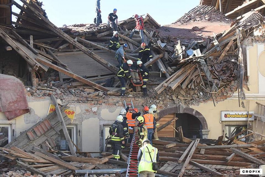 Επτά νεκροί από τον σεισμό στην Κροατία - Γκρεμίστηκε η μισή πόλη της Petrinjia
