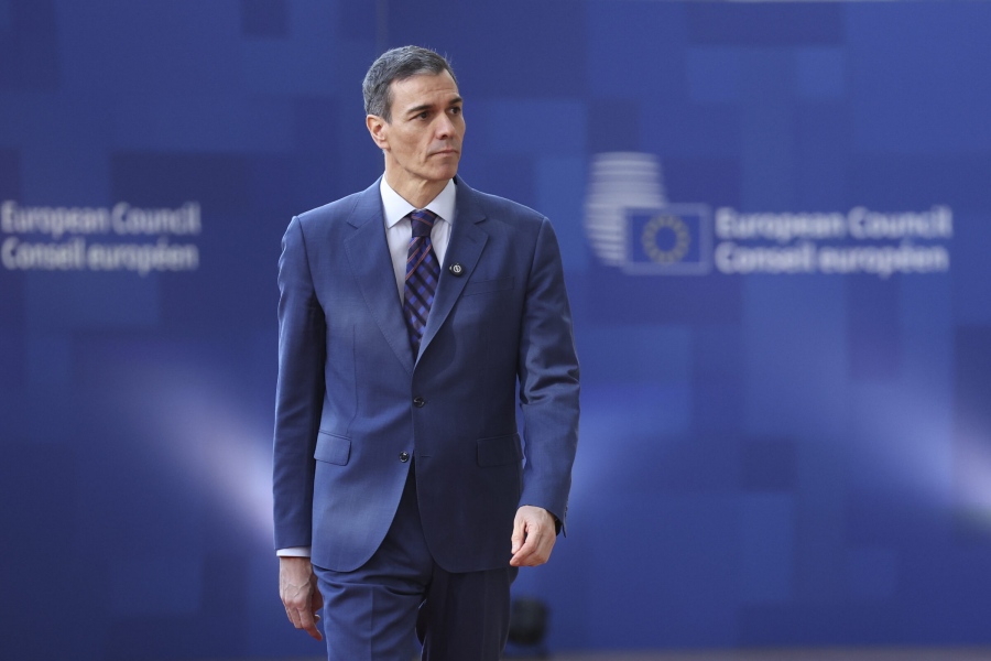 Αλήθειες από τον Pedro Sanchez: Πάνω από 100 δισ. ευρώ κόστισε στην Ευρώπη ο πόλεμος στο Ιράν