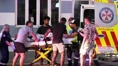 Σκηνές τρόμου στην Αυστραλία: Tρομοκρατική επίθεση στην παραλία Bondi με 10 νεκρούς και 11 τραυματίες - Βροχή οι πυροβολισμοί