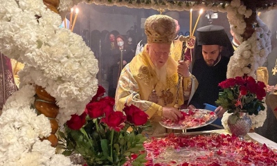 Μεγάλη Παρασκευή: Ακολουθία του Επιταφίου Θρήνου και Περιφορά στο Φανάρι