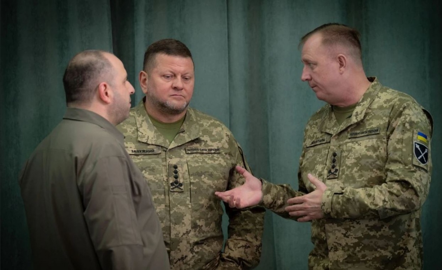 Εκκαθαρίσεις… Zelensky: Δεν θα είναι μόνο ο Zaluzhny αλλά και ο Shaptala, αρχηγός του γενικού επιτελείου