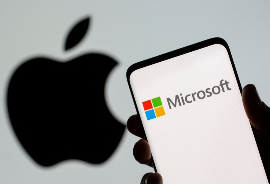 H Microsoft στην κορυφή της Wall Street - Σε ελεύθερη πτώση η Apple
