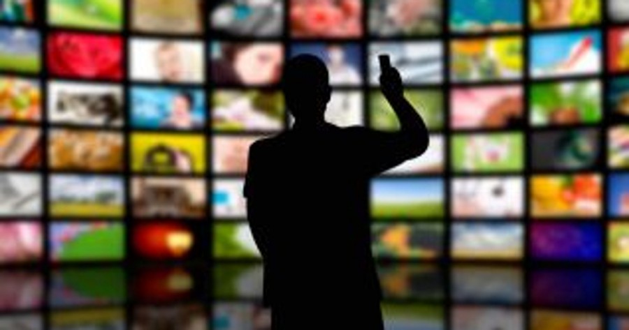 Το σκάνδαλο Valcke και αποκαλύψεις στα Ελβετικά δικαστήρια για το ρόλο του Έλληνα μεγιστάνα των τηλεοπτικών δικαιωμάτων Ντίνου Ντέρη