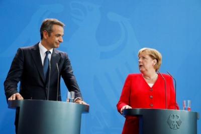 Κλίμα συναντίληψης στην συνάντηση Μητσοτάκη - Μέρκελ - Το «αγκάθι» των πρωτογενών πλεονασμάτων δεν ετέθη