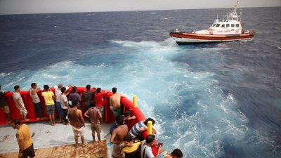 Ιταλία: Το Ocean Viking διέσωσε 500 μετανάστες σε 11 επιχειρήσεις στα ανοιχτά της Lampedusa