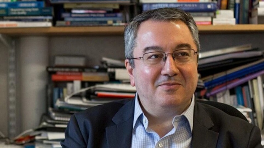 Μόσιαλος: Ποια είναι η επόμενη φάση - Οι παρεμβάσεις για την αντιμετώπιση της πανδημίας