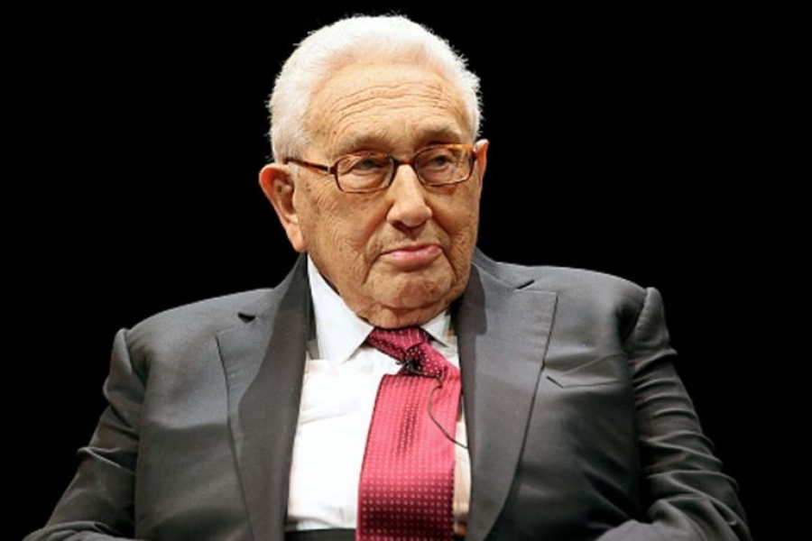 Kissinger σε ... Zelensky: Δεν μπορείς να πάρεις πίσω την Κριμαία