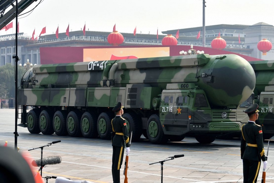 Συναγερμός στο Πεντάγωνο για τον πρώτο συμβατικό πύραυλο DF-27 της Κίνας - Παραλύει το Ναυτικό, χτυπά το έδαφος των ΗΠΑ