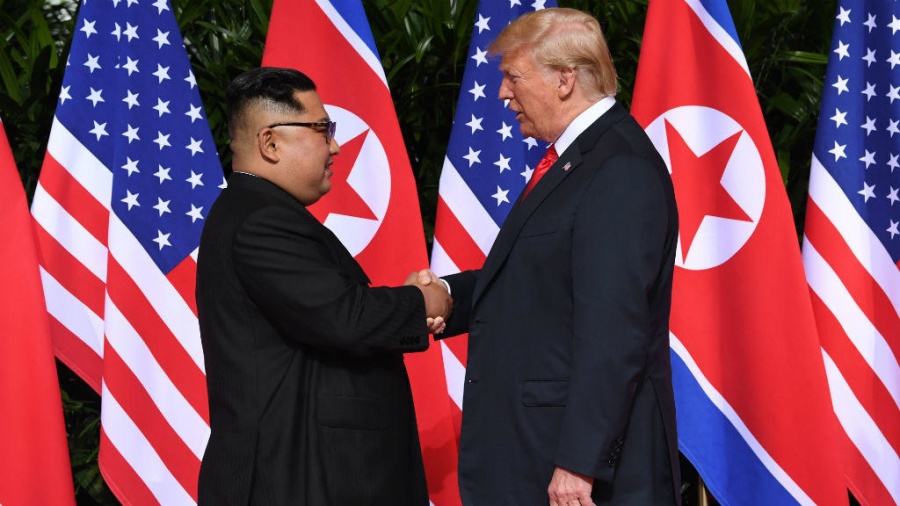 Trump: Πριν συμφωνήσω σε μια τρίτη συνάντηση με τον Kim, θέλω να ξέρω τι θα προκύψει από αυτήν